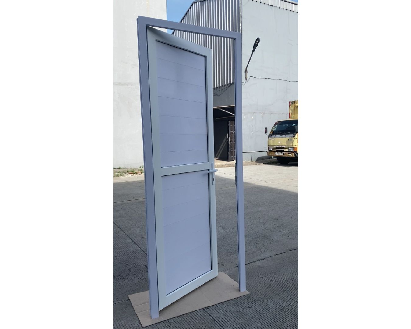 Pintu Panel 2 Sekat - gambar 2