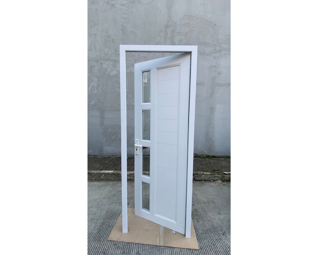 Pintu Ekonom Panel 4 Kaca Vertical - gambar 1