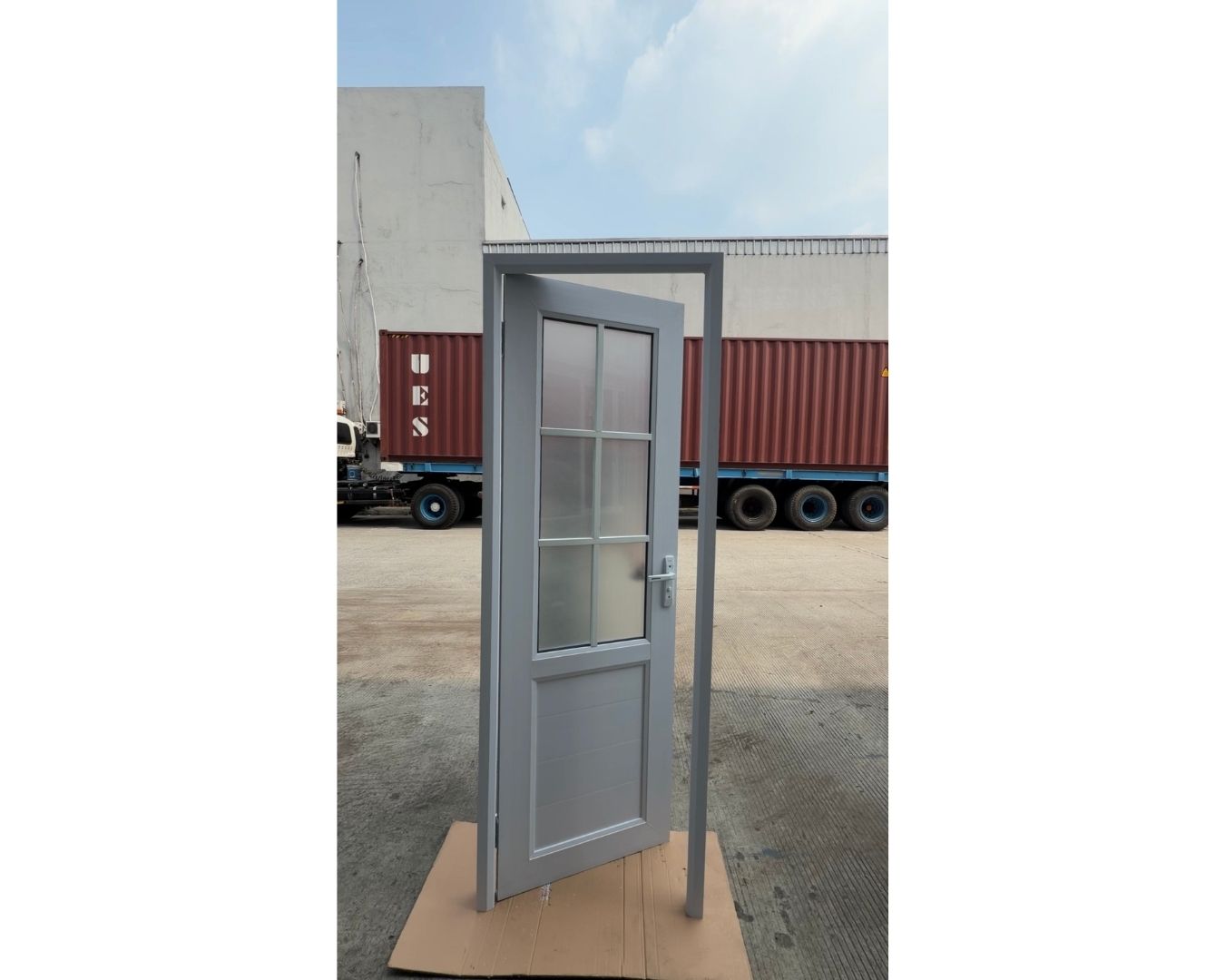 Pintu Ekonom Panel Kaca Regal - gambar 2