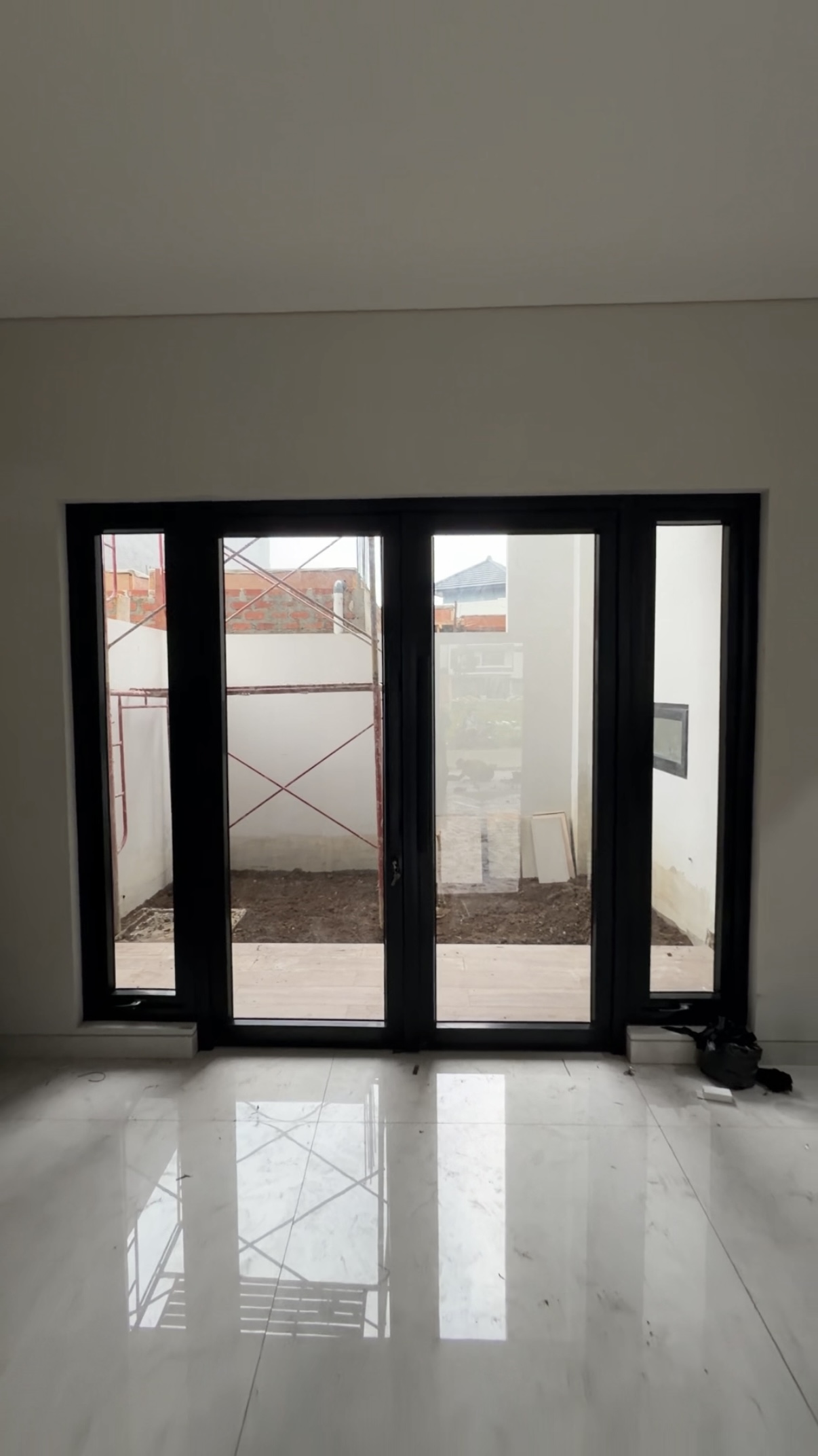 Pintu Tarung Full Kaca + 2 Jendela Single Awning - gambar 1