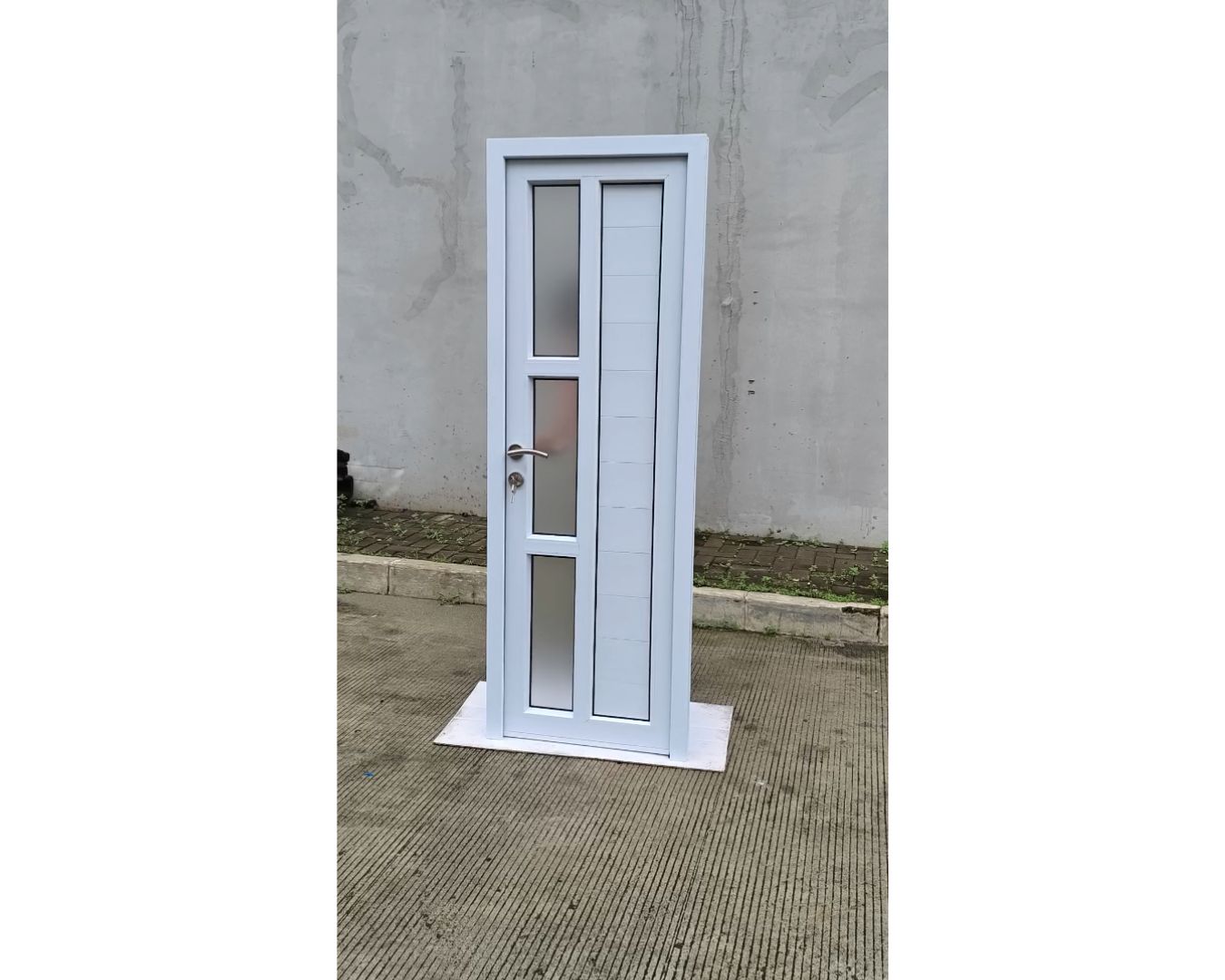 Pintu Premium Panel 3 Kaca Vertical - gambar 3