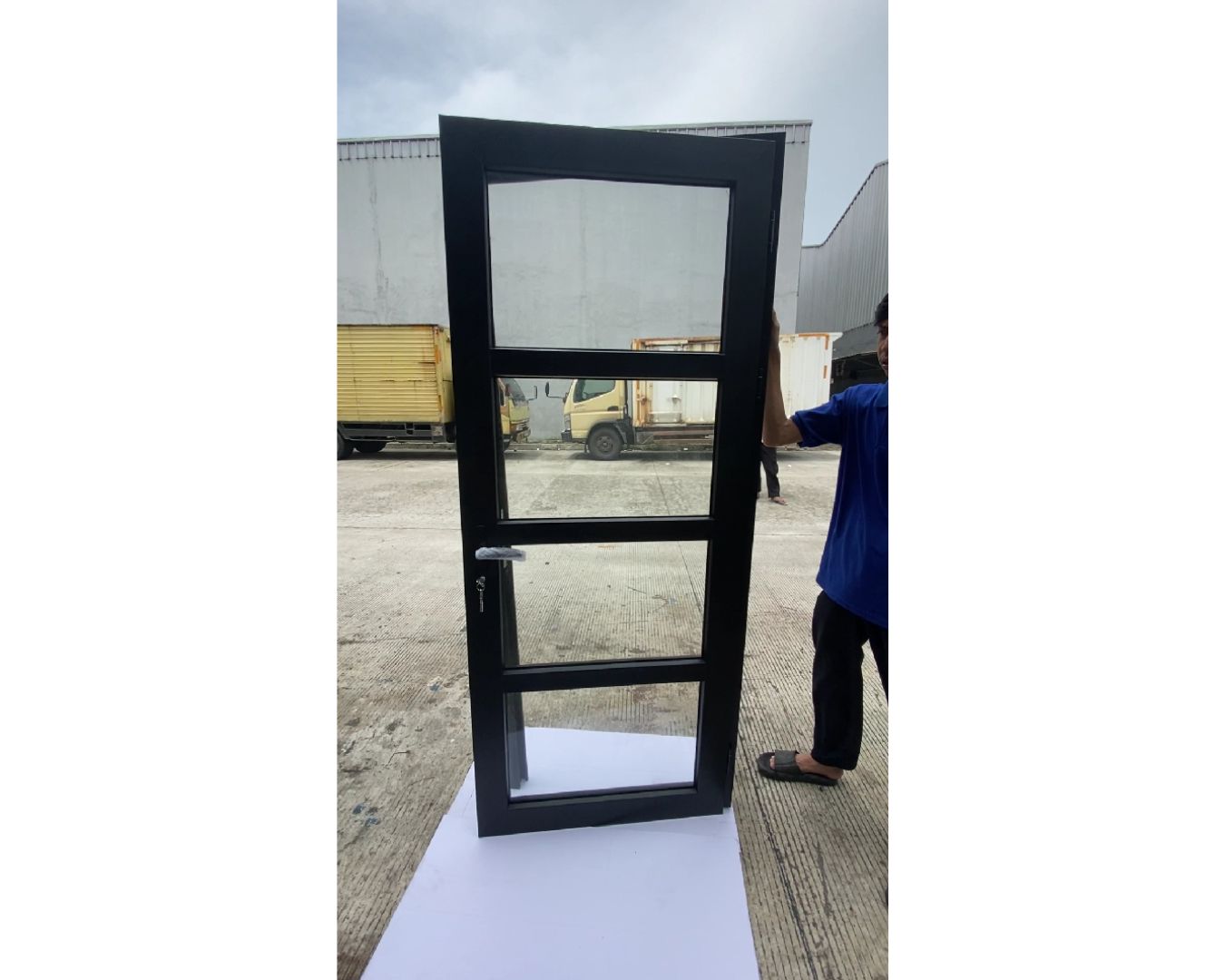 Pintu Premium 4 Kaca (hitam) - gambar 3