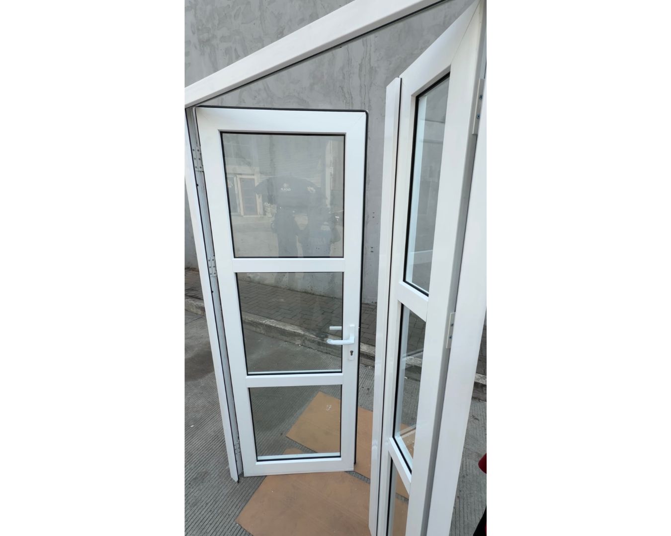 Pintu Tarung 3 Kaca - gambar 3