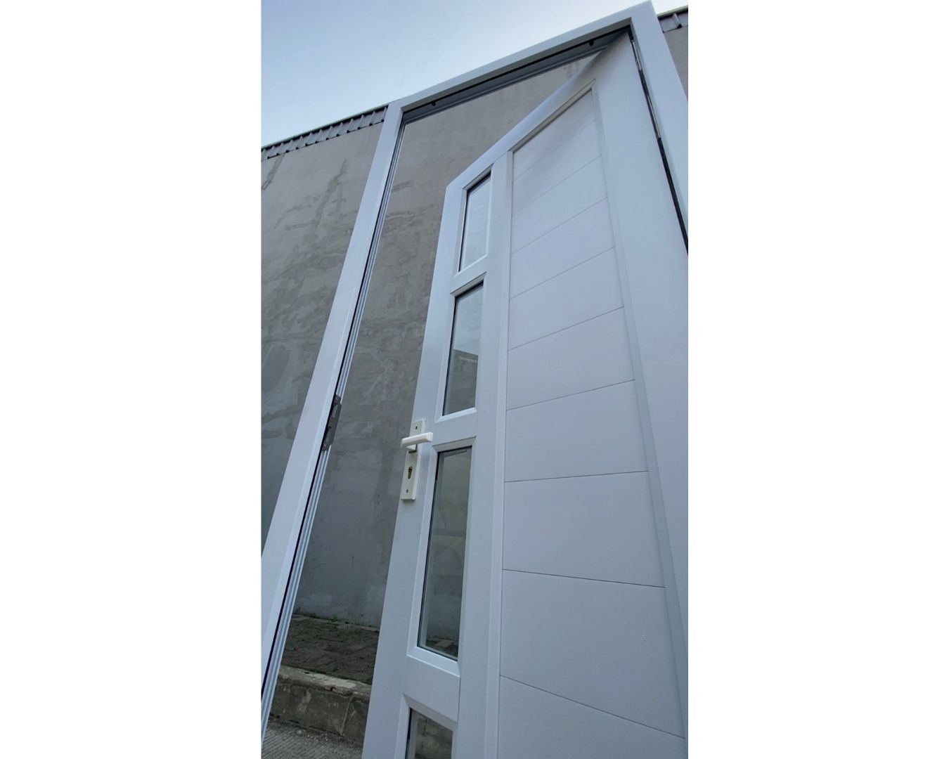 Pintu Ekonom Panel 4 Kaca Vertical - gambar 2