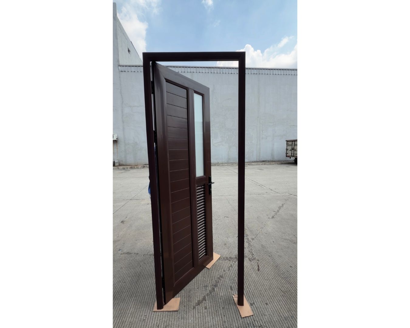 Pintu Ekonom Panel + Jalusi + Kaca - gambar 1